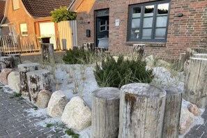 Property grounds - Holiday home in Büsum with swimming pool (Büsum)