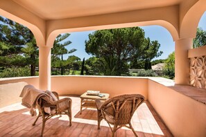 Terrace/patio - Villa Daniela Quarteira (Quarteira)