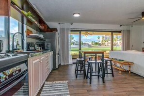 Private kitchen - 2BD Condo in La Costa Phase 2! (San Jose del Cabo)