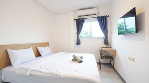 Deluxe Room - JS Sentul City (Cijayanti)