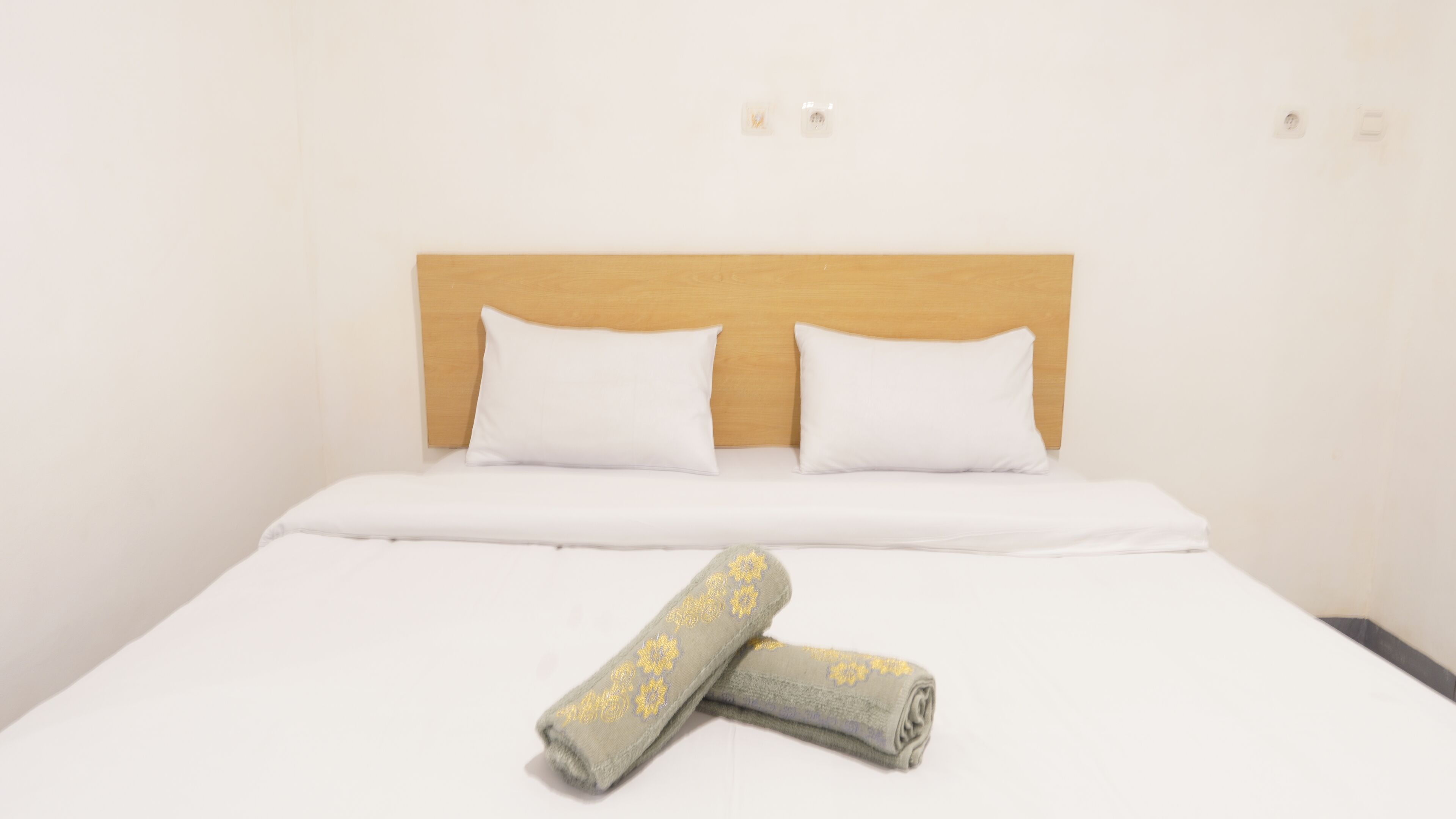 スタンダード ダブルルーム | デスク、ノートパソコン用作業スペース、WiFi (無料)