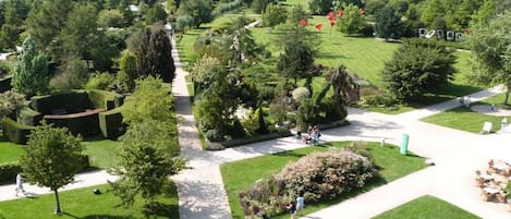 Enceinte de lâhĂ©bergement