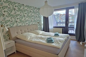 1 habitación, tabla de planchar con plancha, wifi gratis y ropa de cama 