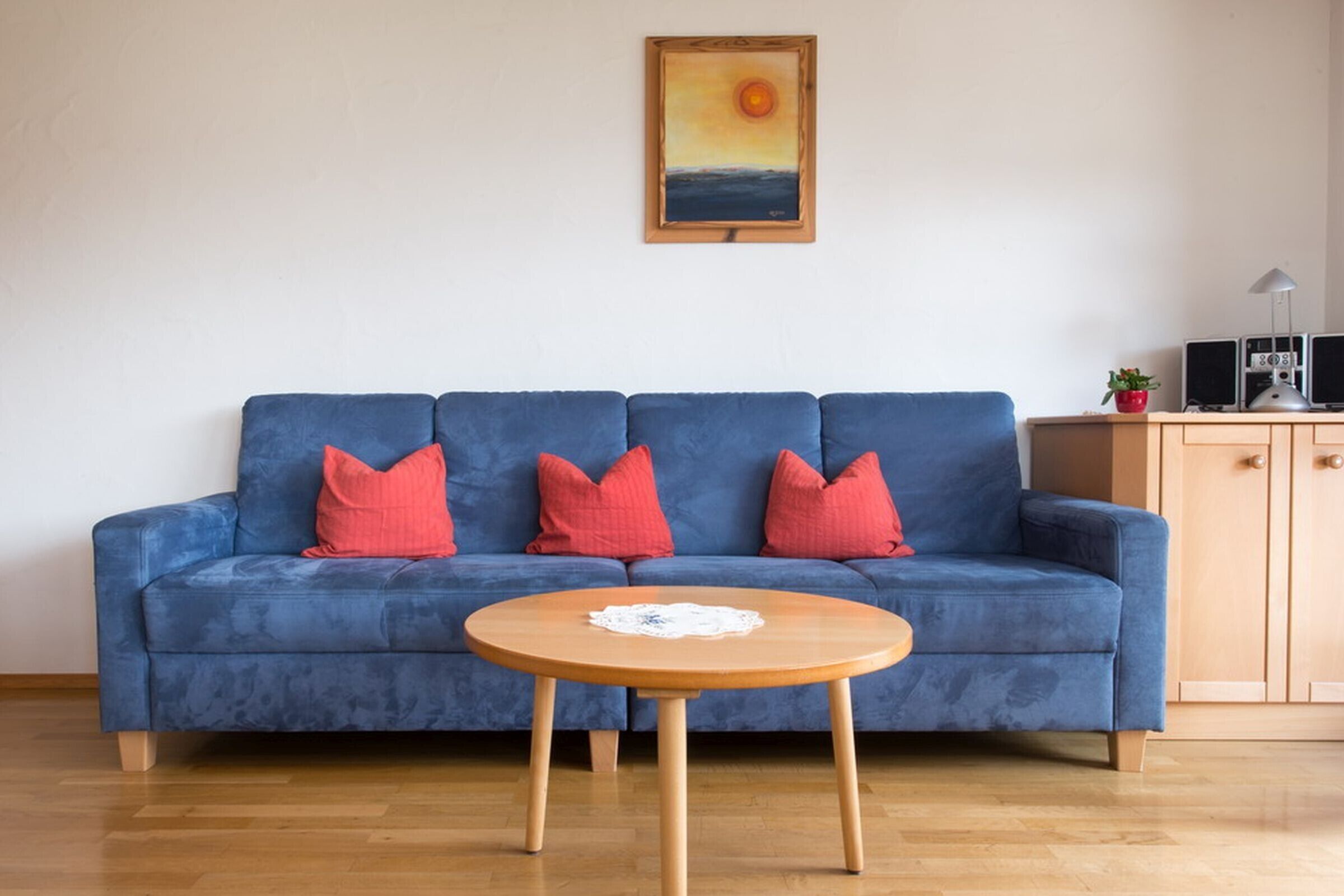 TV, ping pong, stereo