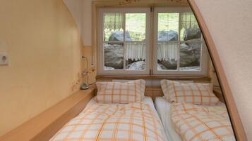 Bügeleisen/Bügelbrett, WLAN, Bettwäsche