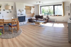 Smart TV, fireplace - Jost holiday apartment (Waldeck)