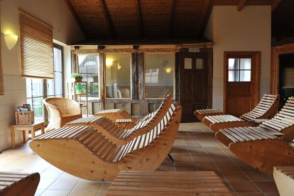 Interior - Superior Studio in the Manor House (Bastorf)