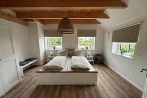 Bügeleisen/Bügelbrett, kostenloses WLAN