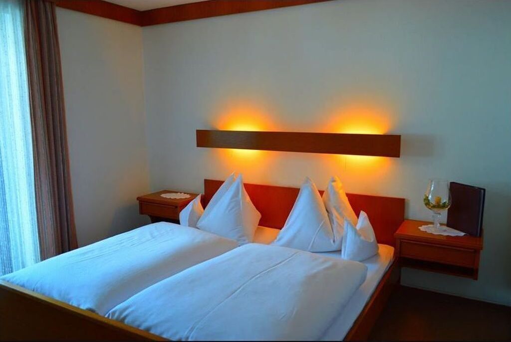 Double Room With Shower, Balcony Dxc - Gästehaus Kristall - Wagrain
