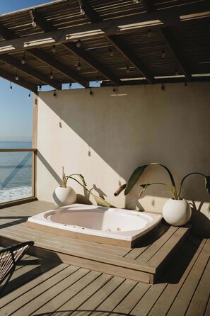 Terrace/patio - Kasa Dharma an oceanfront House (Ensenada)