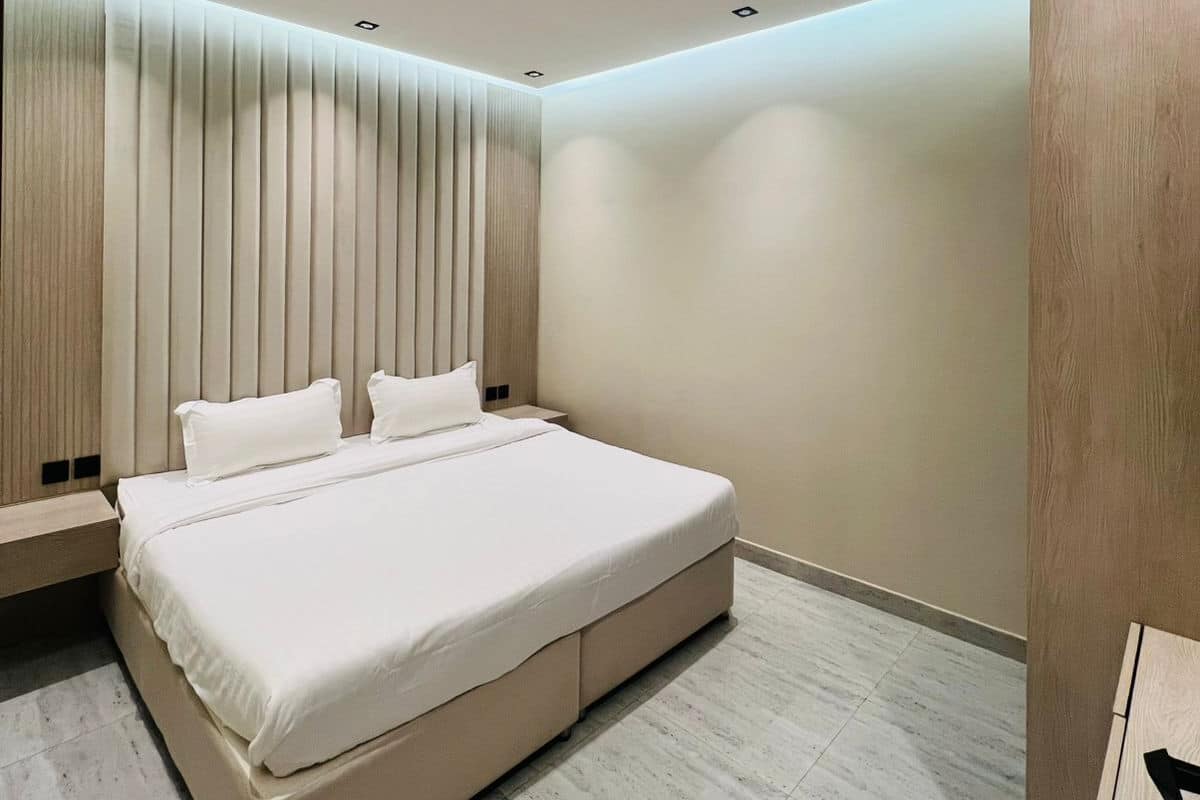 Familien-Studiosuite, Stadtblick | Bügeleisen/Bügelbrett