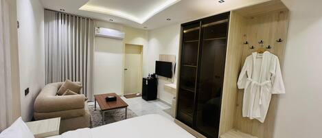 Deluxe Studio, City View