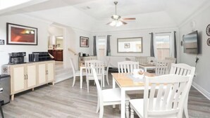 Dining - La Casa De Francella (Harris County)