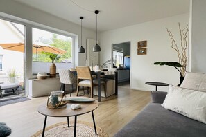 Smart TV, books - Wattnflair Lütje Kaap (Borkum)