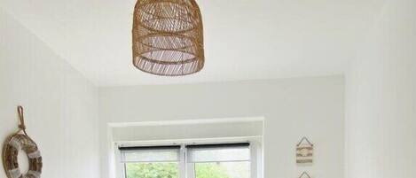 Fer et planche à repasser, Wi-Fi gratuit, draps fournis