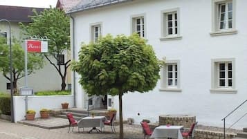 Restauration extérieure