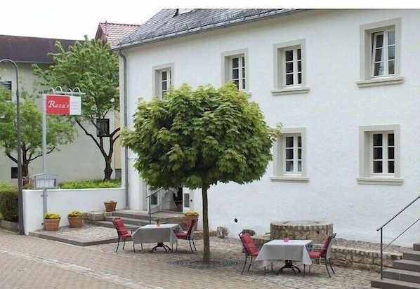 Restauration extérieure