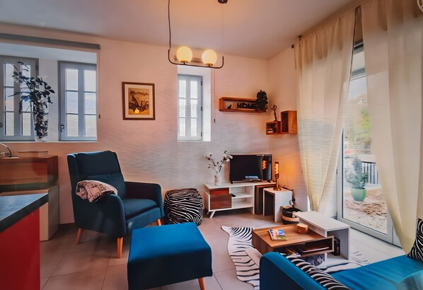 Living area - Apartment "Les Ondes" near the Medieval City of Conflans (Albertville)