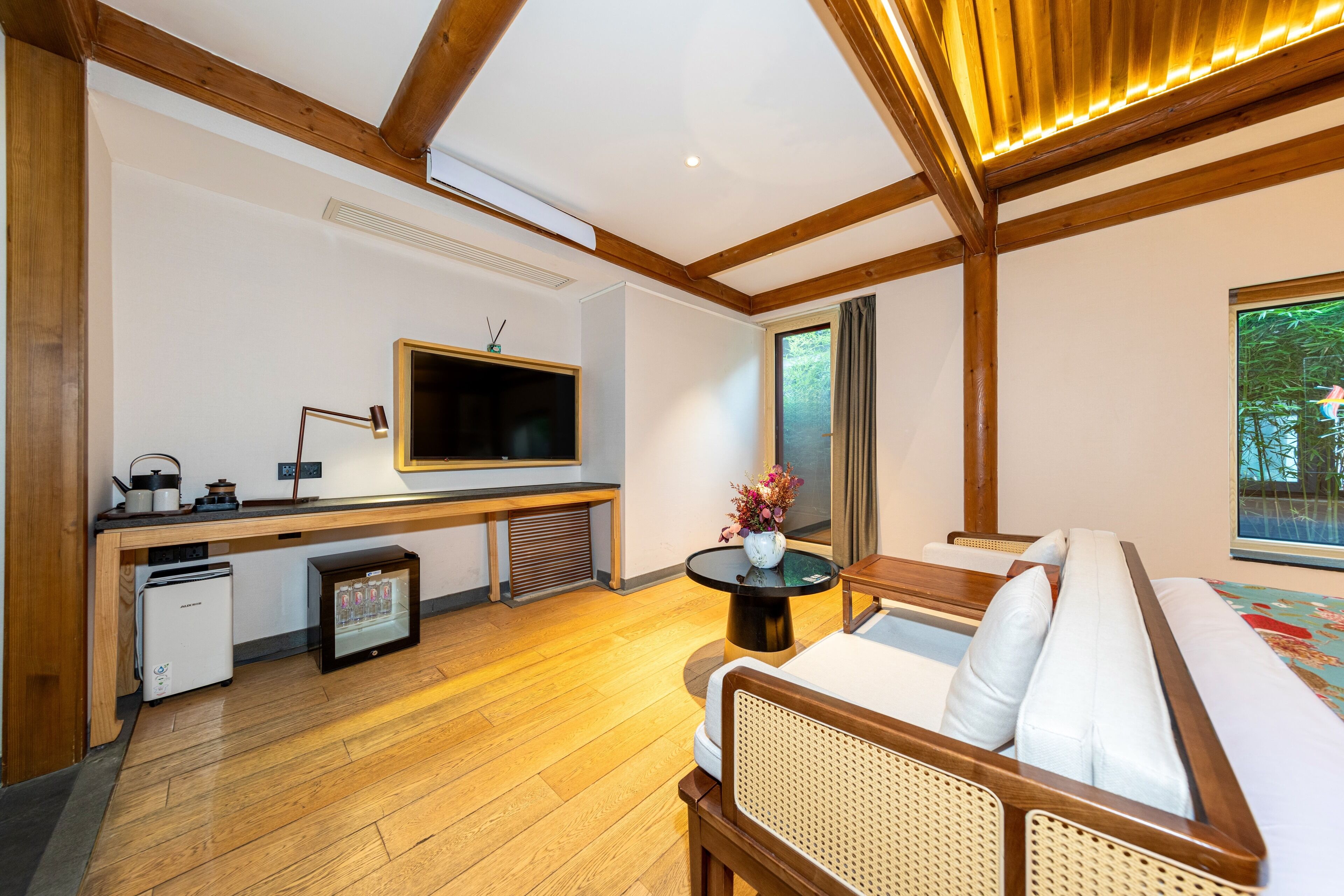 Comfort Triple Room, Garden View | Premium bedding, memory foam beds, desk, soundproofing