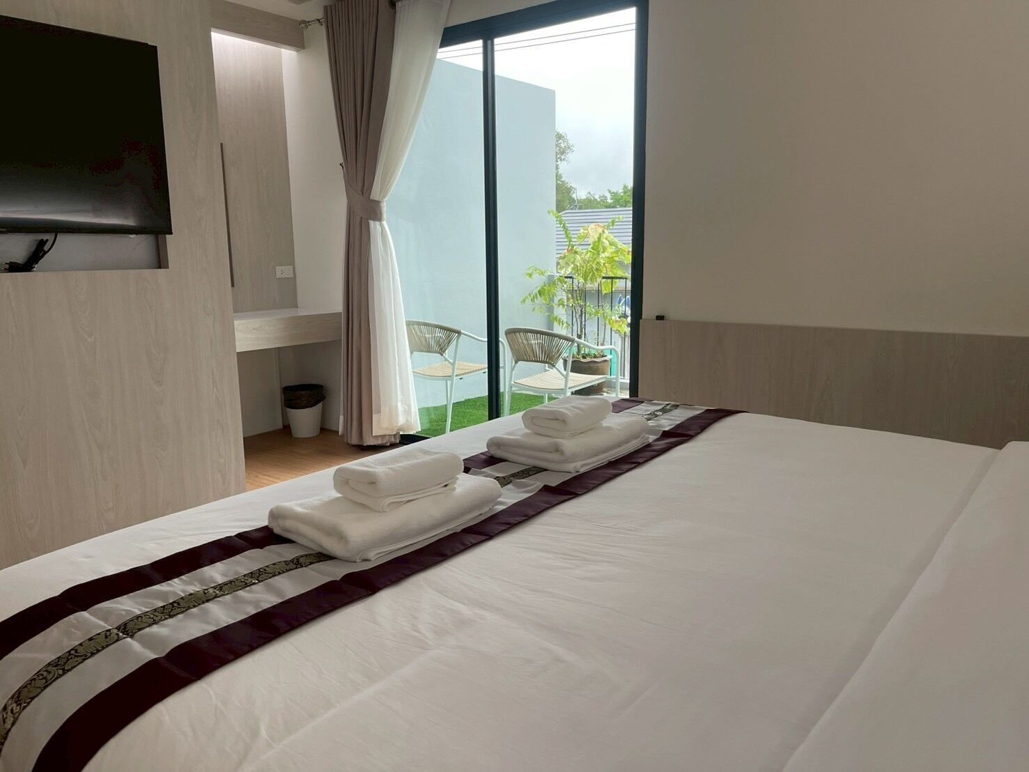 高級客房, 庭園景觀 | 筆電工作空間、免費無線上網、床單