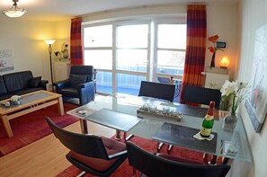 Dining - Holiday apartment with 2 bedrooms (Juliusruh)