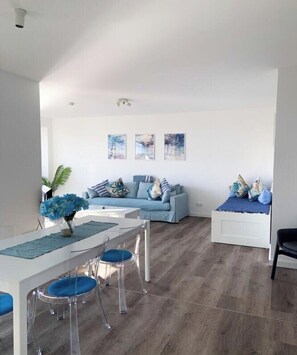 Interior - Holiday apartment in Emden with swimming pool (Emden)