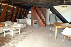 Smart TV, DVD player - Holiday home in Blankenheim with Wi-Fi (Blankenheim)