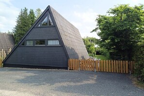 Property grounds - Holiday home in Blankenheim with Wi-Fi (Blankenheim)