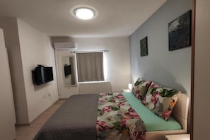 2 habitaciones, tabla de planchar con plancha y wifi gratis 