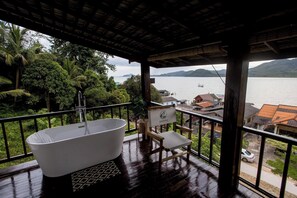 Terrace/patio - Baan Lhong View Lay  (Sawi)