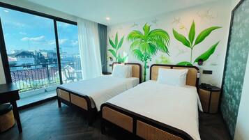 Classic Twin Room, City View | In-room safe, desk, laptop workspace, soundproofing