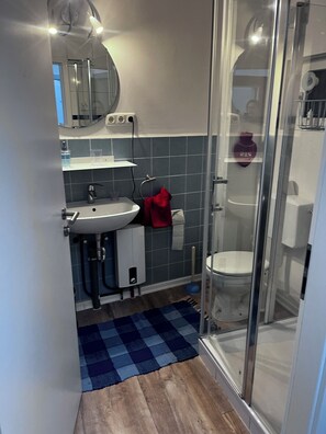 Bathroom - Vacation apartment Am MeetingPoint (Weilmünster)