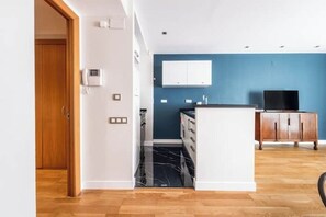 Interior - 1 bedroom apartment with parking in Eixample (Barcelona)