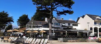 La Perle de l'Océan – Pool and Terrace