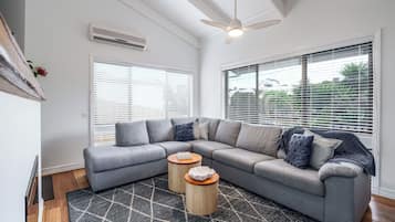 Téléviseur connecté, foyer