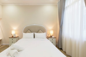 Villa, City View - L'amour Villa with Sauna at City Center (Da Nang)