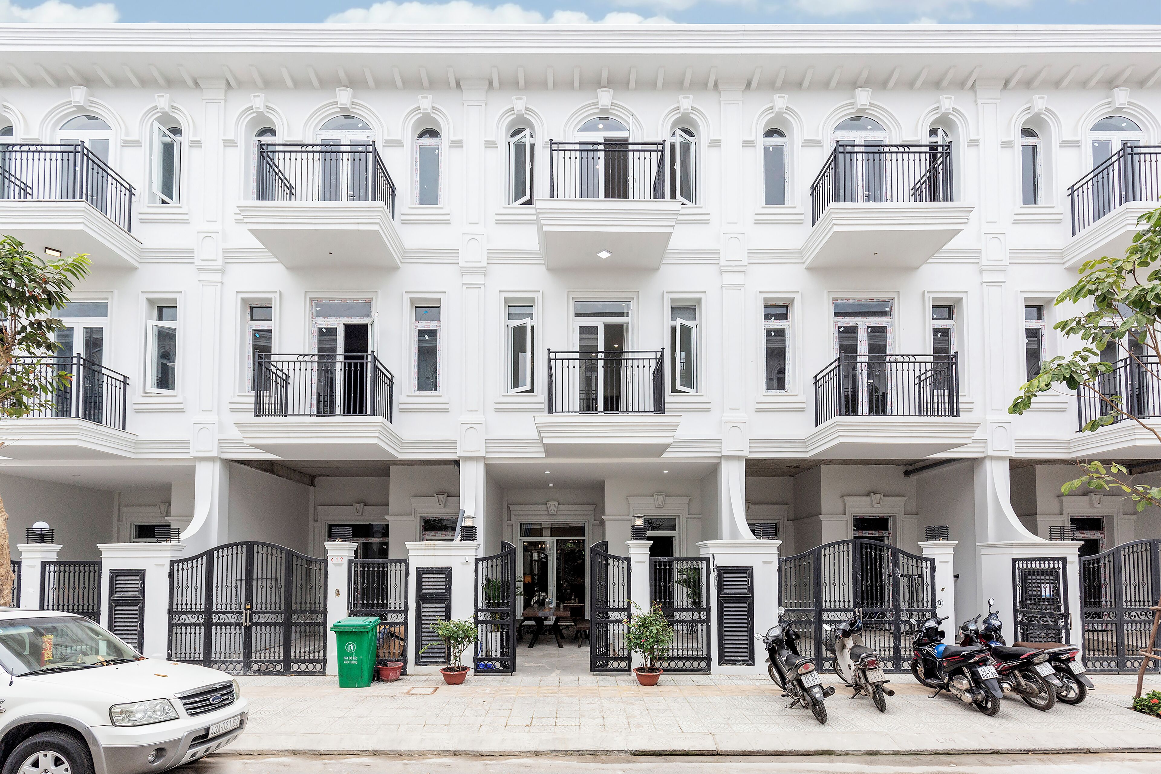 Mặt tiền nơi lưu trú