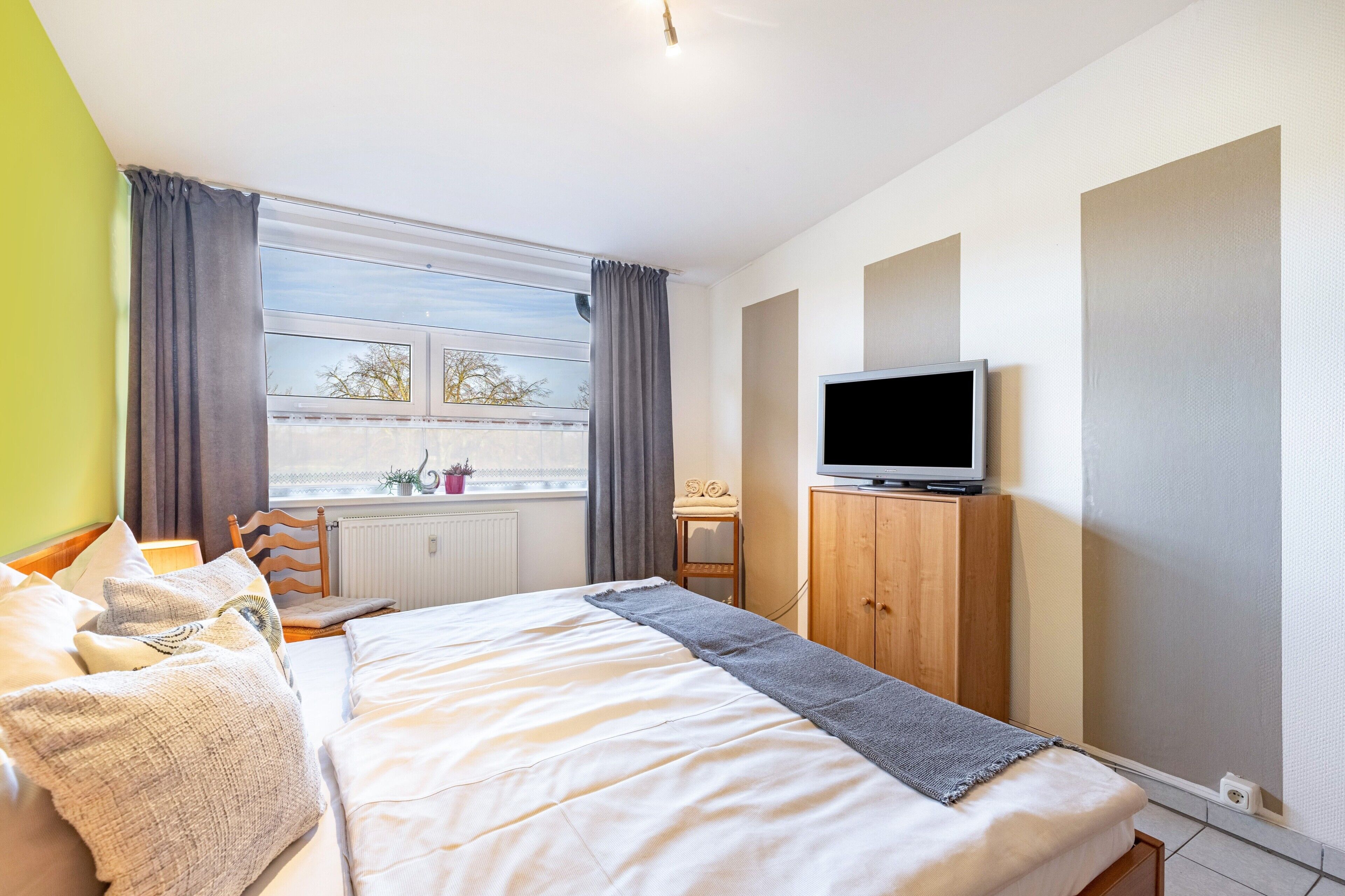 Fer et planche à repasser, Wi-Fi, draps fournis