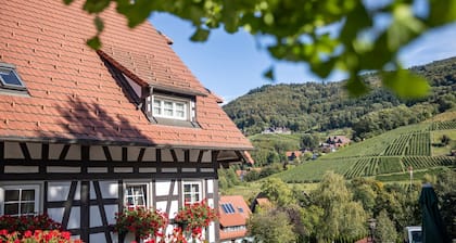 Zimmer 'Ahorn' mit Gemeinschaftsgarten und WLAN