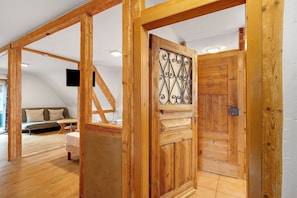 Bügeleisen/Bügelbrett, WLAN, Bettwäsche