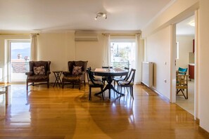Dining - Elegant Urban Retreat in Psychiko (Psichiko)