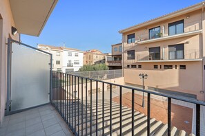 Property grounds - Apartment 'Ángel' with Private Terrace, Wi-Fi and Air Conditioning (Vinebre)