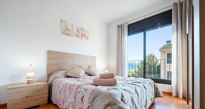 Apartment 'Miguel' with Private Terrace, Wi-Fi and Air Conditioning