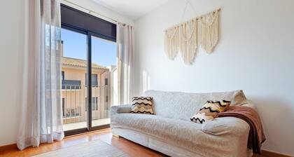 Apartment 'Miguel' with Private Terrace, Wi-Fi and Air Conditioning