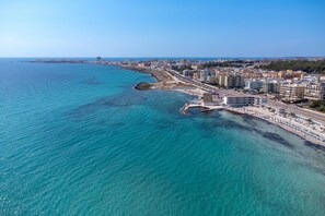 Beach nearby - Apartment 'Gabriele  Salento' with Private Terrace, Wi-Fi and Air Conditioning (Gallipoli)