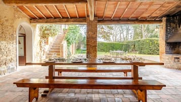 Ristorazione all'aperto