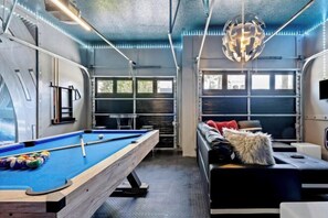 Game room - Entire Home in Four Corners, Florida Reu101 (Kissimmee)