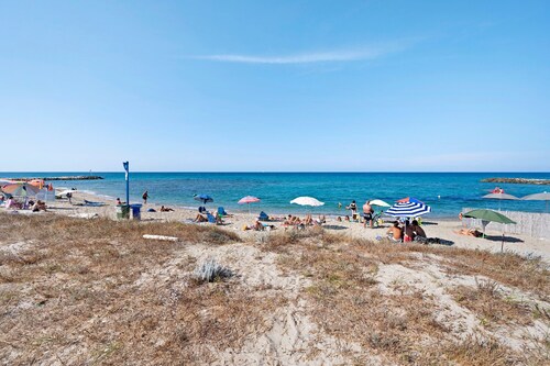 Villa 'La Dimora di Patty' with Sea View, Wi-Fi and Air Conditioning