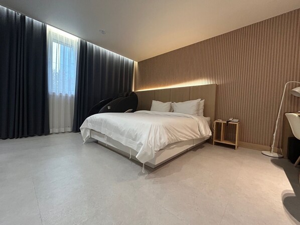 Kamar Deluks, 1 Tempat Tidur King, Bebas Asap Rokok, Hewan Peliharaan Dilarang | Wi-Fi gratis