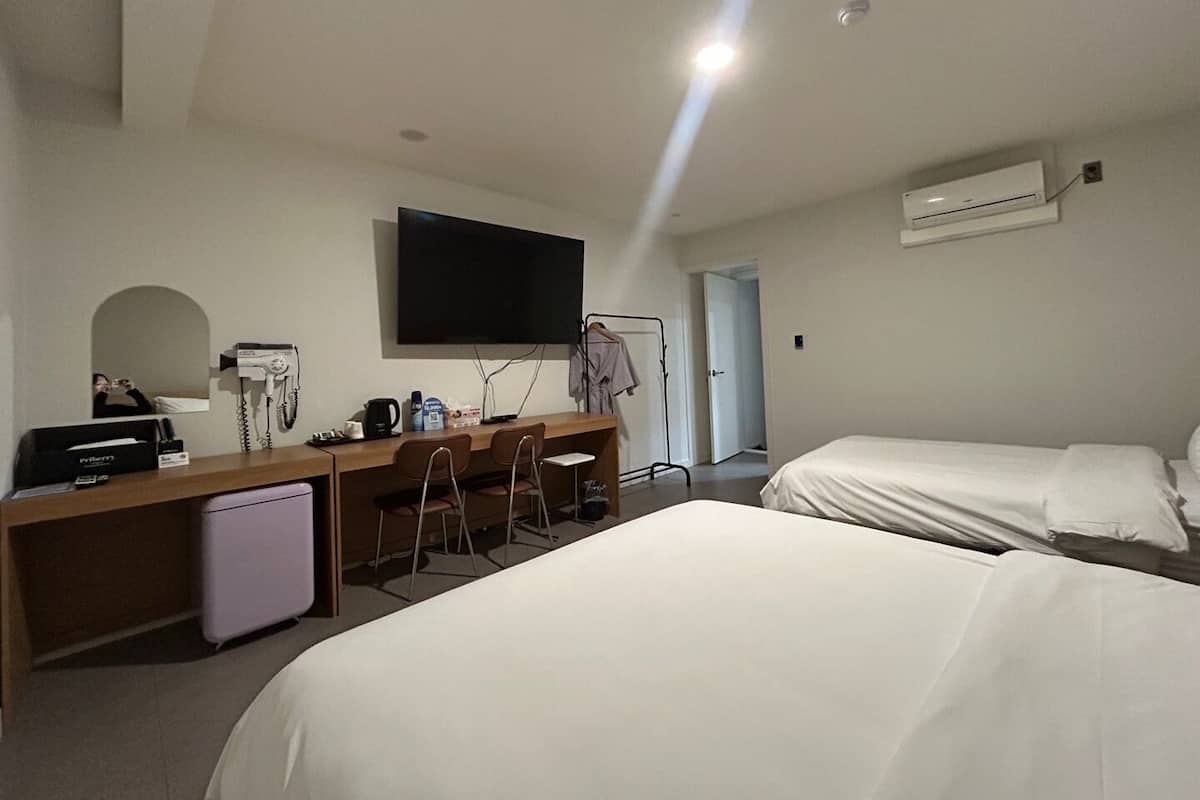 ファミリー ダブルまたはツインルーム 禁煙 ペット不可 | WiFi (無料)